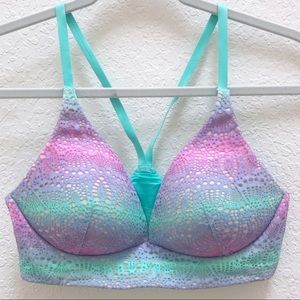Victoria’s Secret Lined Plunge Wireless Bra 32D